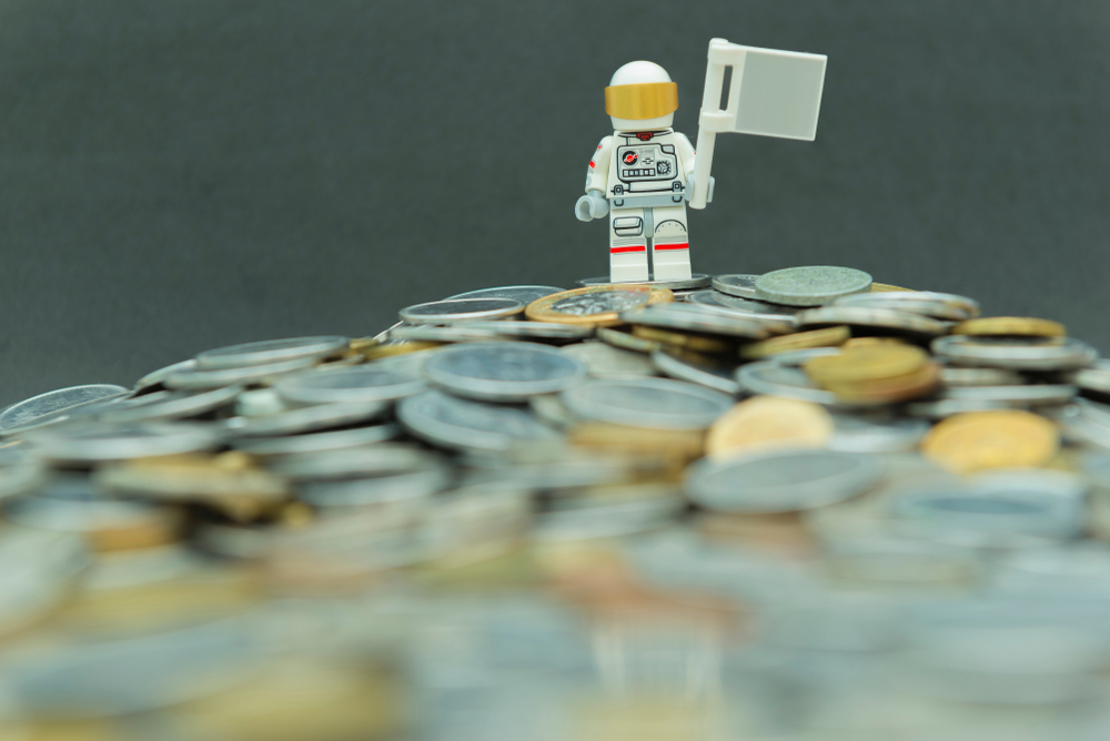How much do astronauts get paid